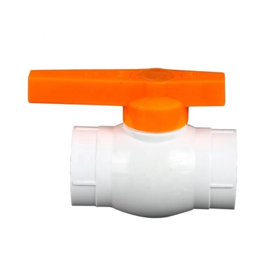 1 손잡이가 있는 PVC 볼 밸브 OEM 지원 표준 길이 ASTM/DIN/ASNZ/JIS 표준